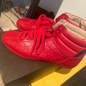 Men’s Gucci Sneakers Authentic